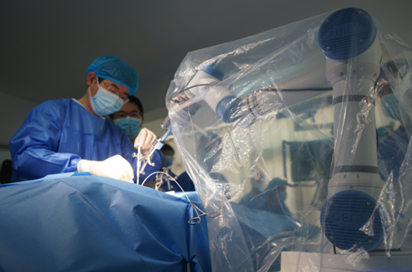 脊柱外科手术一定要使用脊柱外科手术机器人吗？